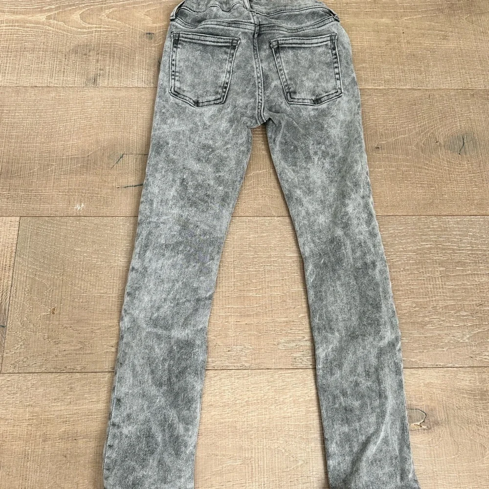 GAP Charcoal Skinny Jeans